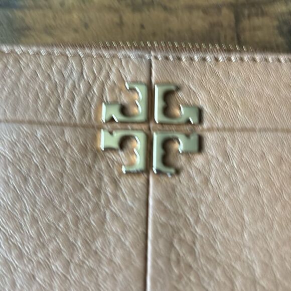 Tory Burch leather key holder / wallet in light brown - Picture 10 of 11
